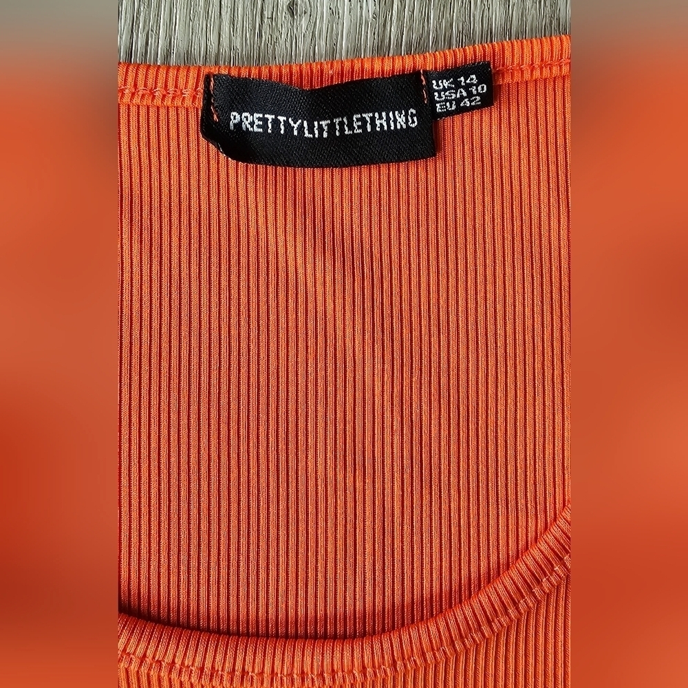 Size 10 PrettyLittleThing Vibrant Orange Ribbed Mini Dress - Picture 4 of 4